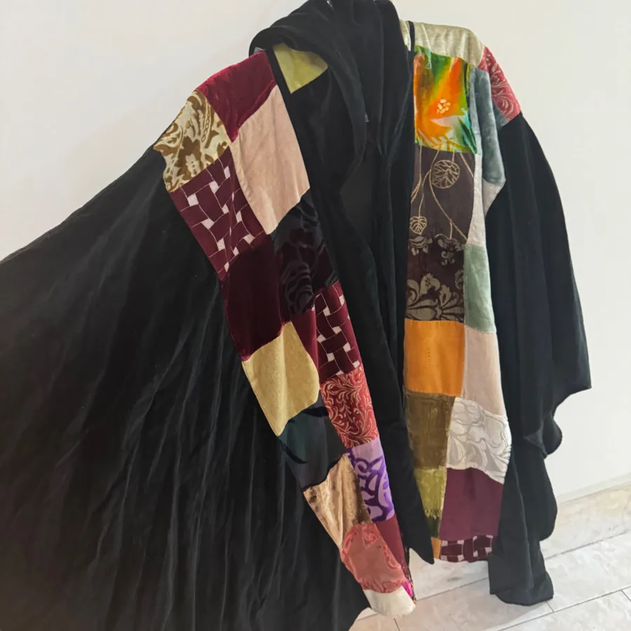 شنل پالتو ضخیم کلاه دار