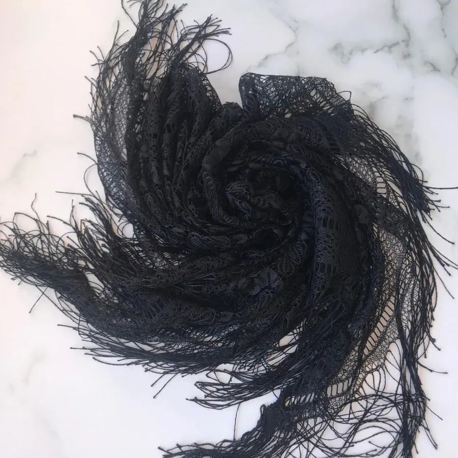 روسری دور ریش