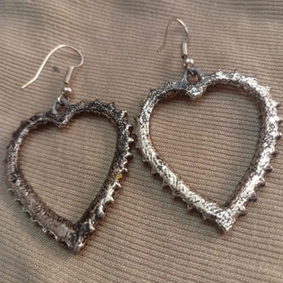 گوشواره فلزی نگین دار