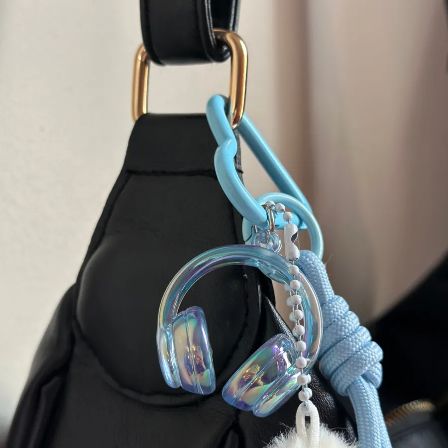 بگ چارم پشمالو آویز کیف