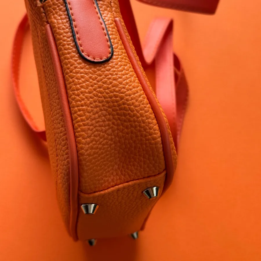 کیف اسپرت نارنجی