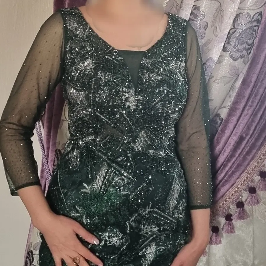 لباس سبز مجلسی