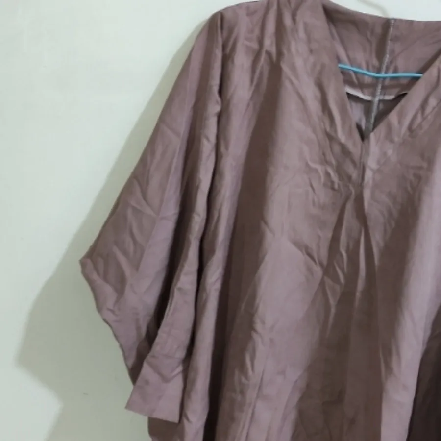 دو عدد مانتو و بلوز