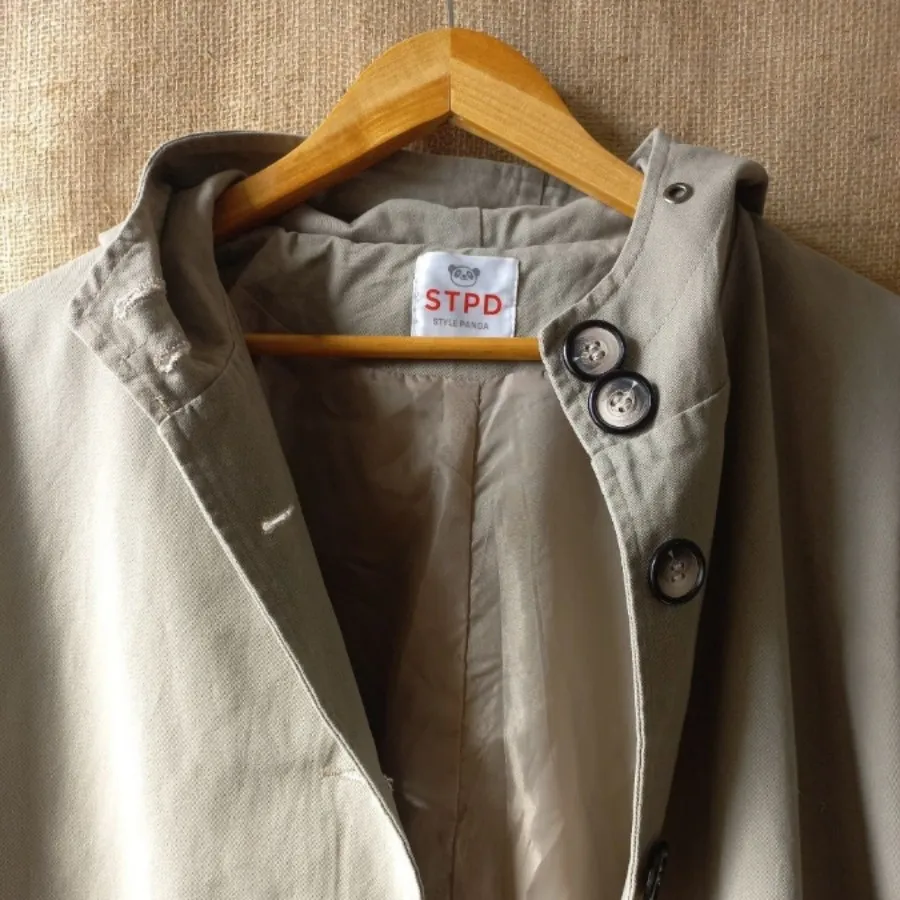 کاپشن کلاهدار