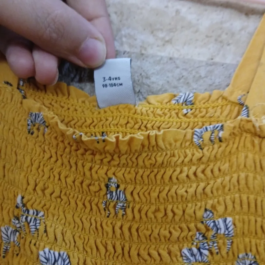 پیراهن بچگانه خارجی