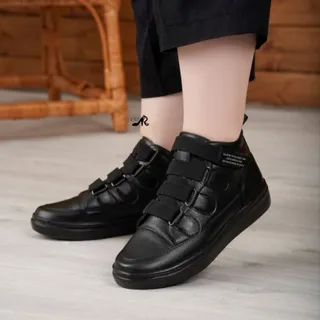 کتونی/ونس چسبی ساقدار