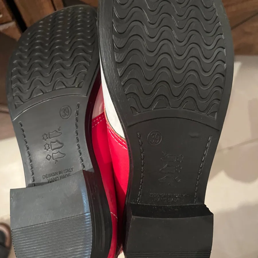 کفش تامی هیلگر