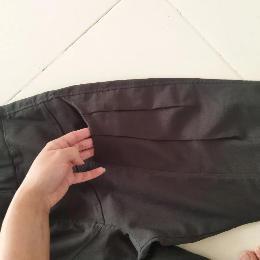 شلوار زنانه