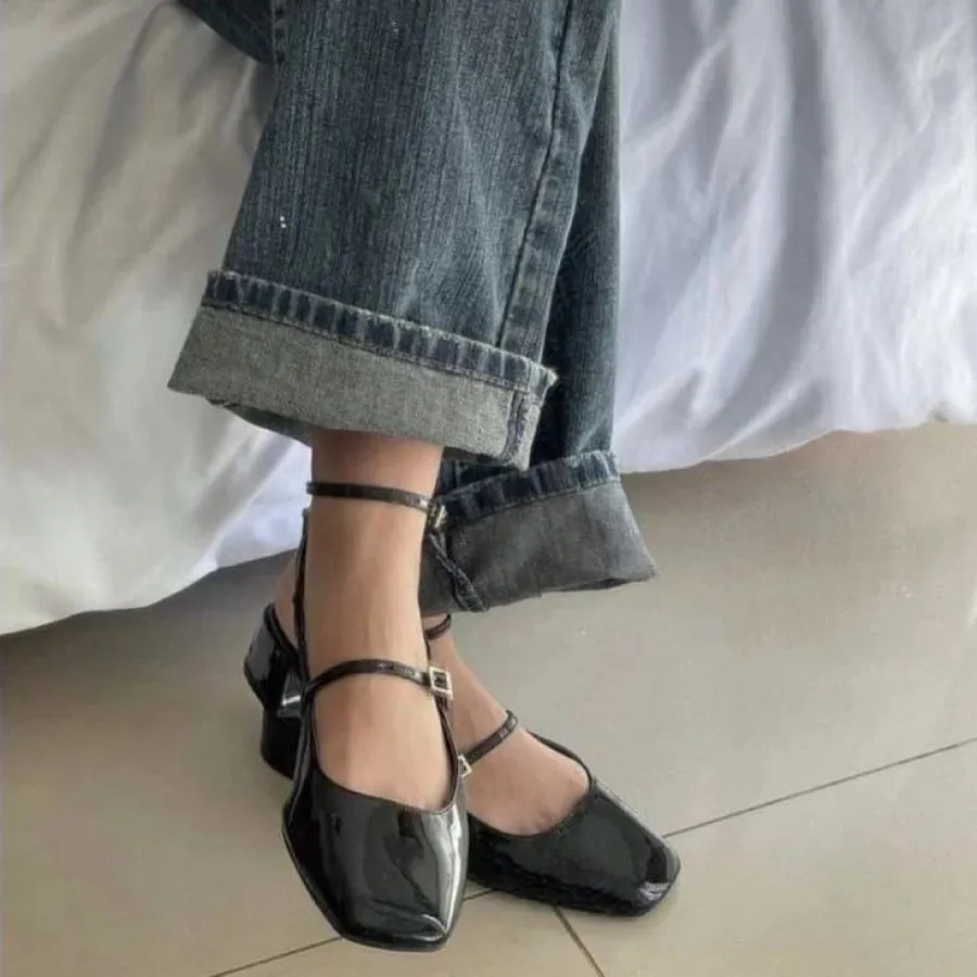 صندل عروسکی آنیا