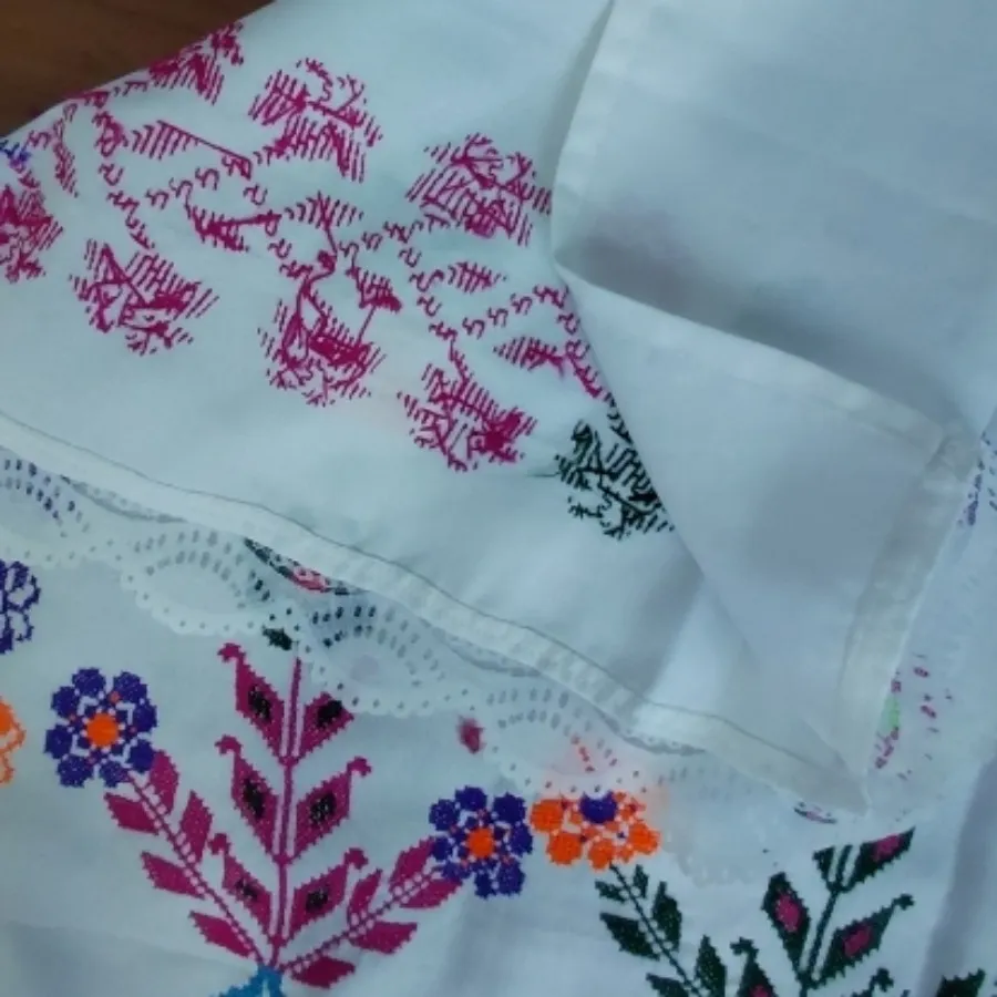 رومیزی شماره دوزی