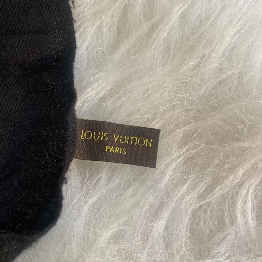 شال لویی ویتتون مستر پشمی