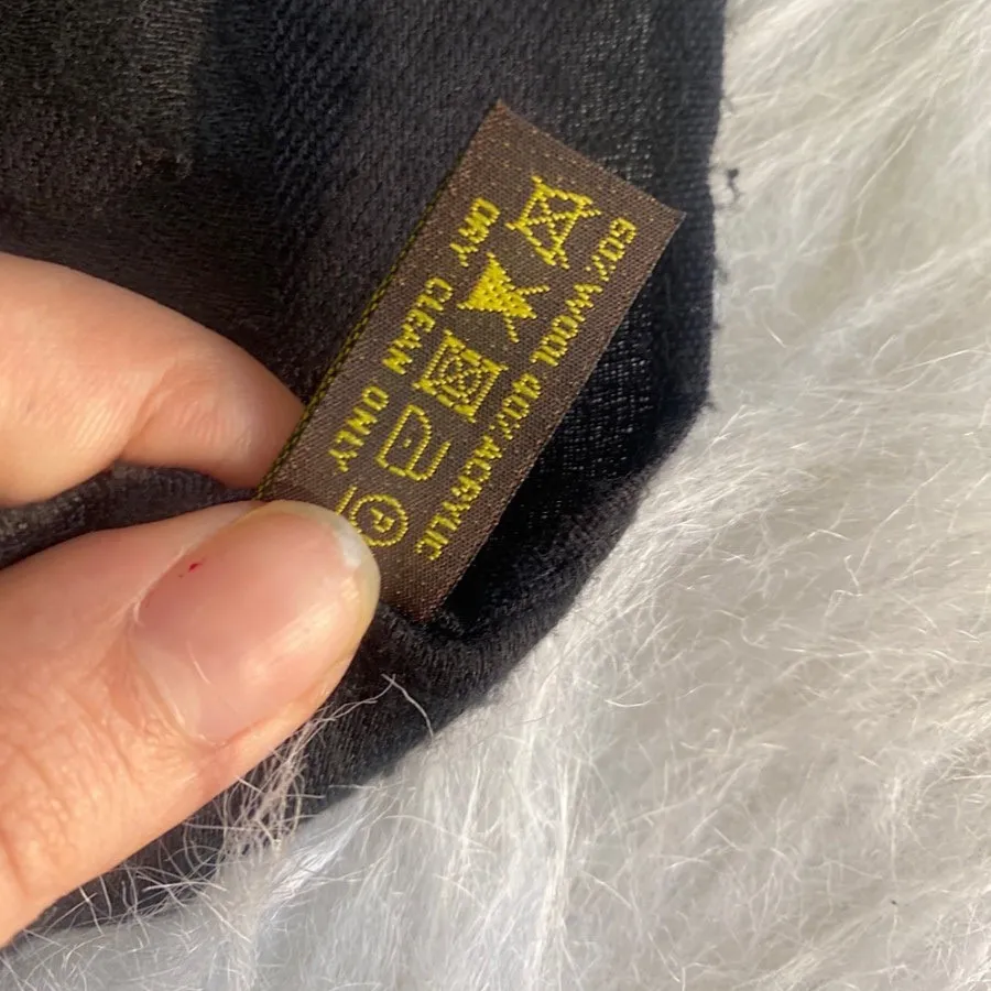 شال لویی ویتتون مستر پشمی