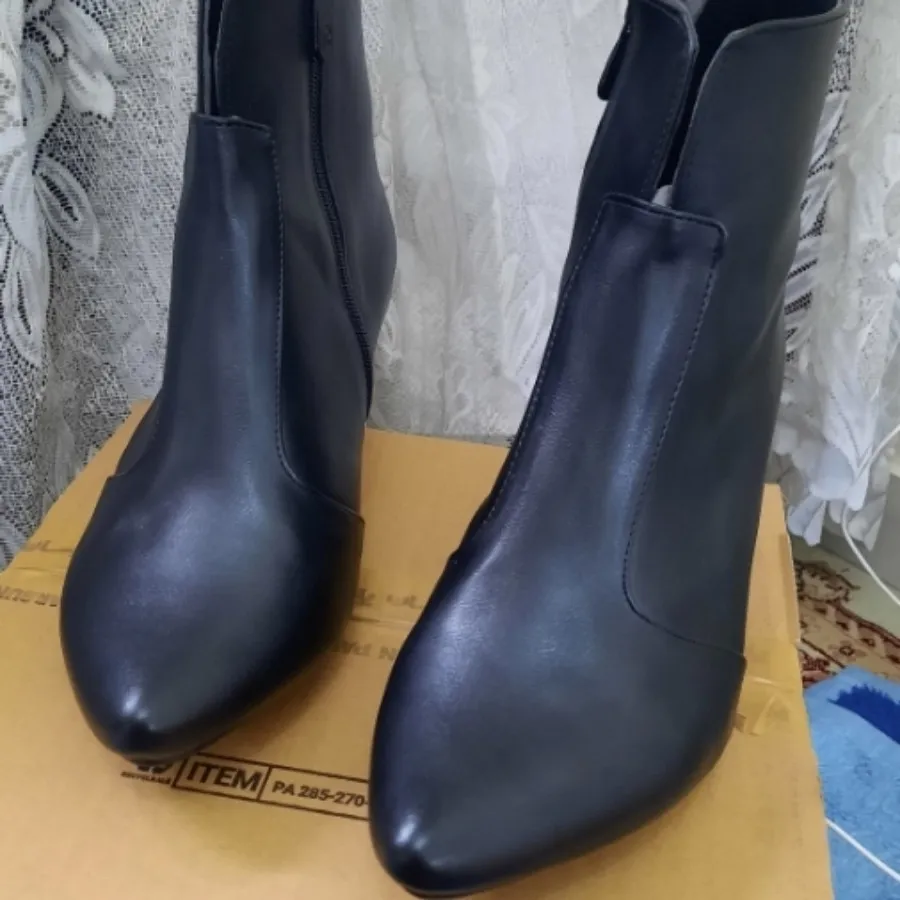 نیم بوت چرم مشکی