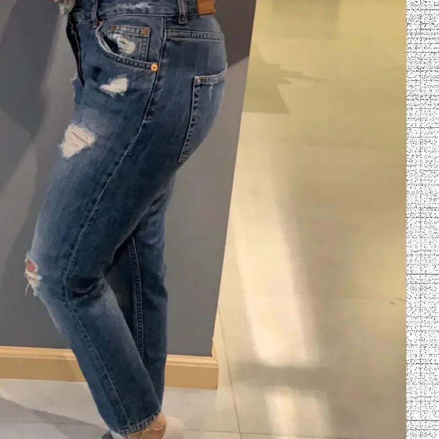 شلوار جین مام فیت مهمونی