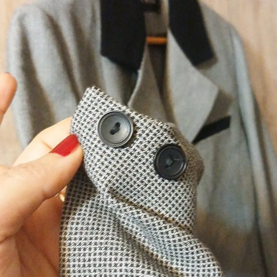 مانتو کتی شیک نو