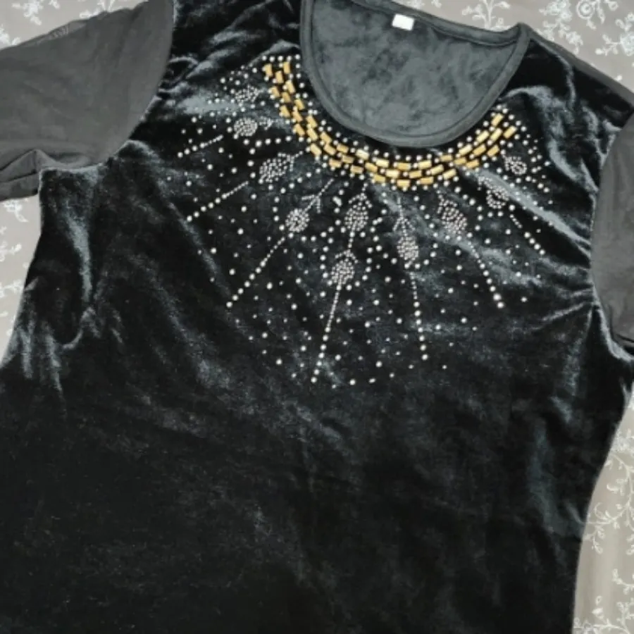 بلوز آستین دار مخمل