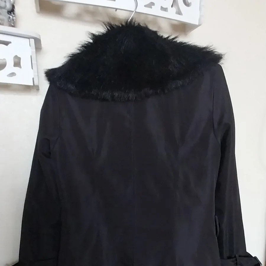 بارونی مشکی مشکی خزدار