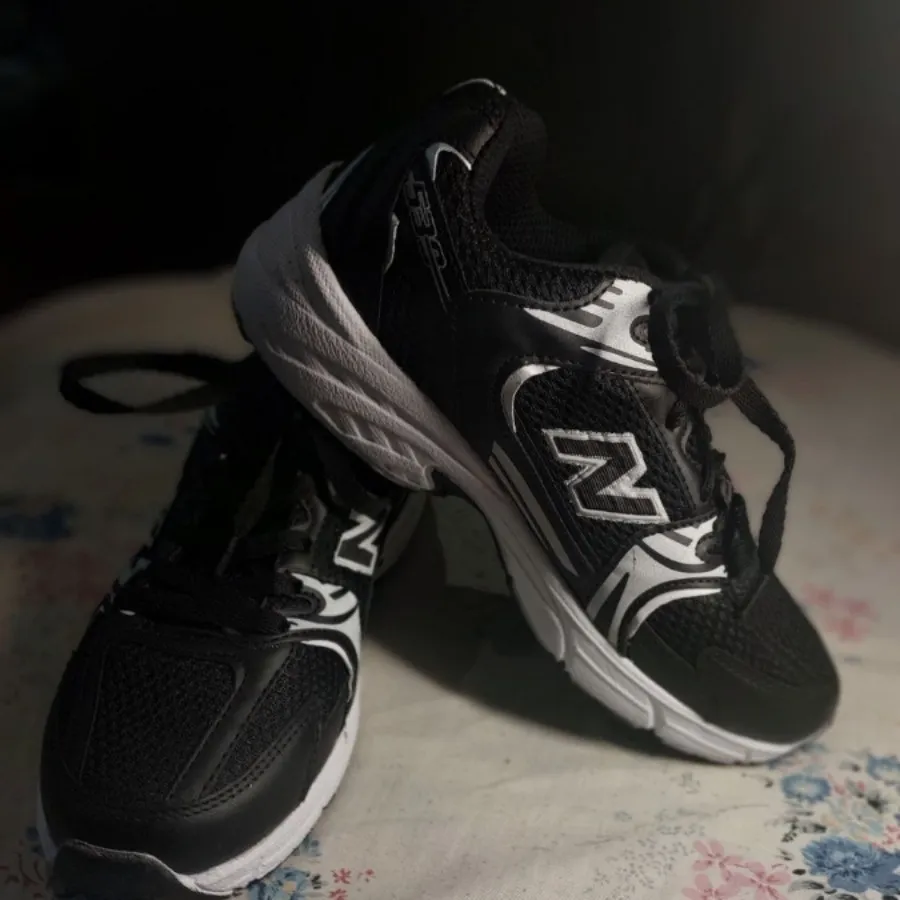 کتونی نیوبالانس مشکی