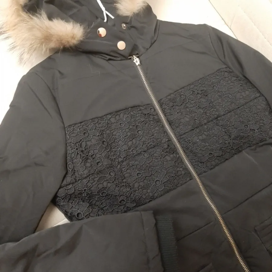 کاپشن مشکی مزونی