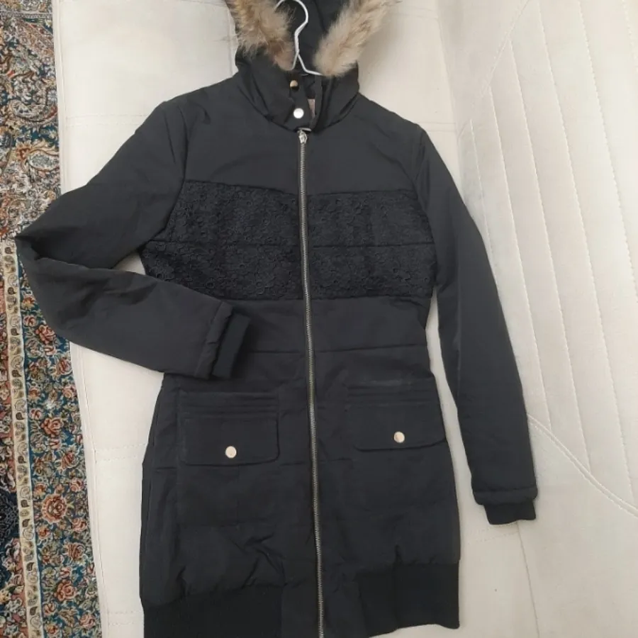 کاپشن مشکی مزونی