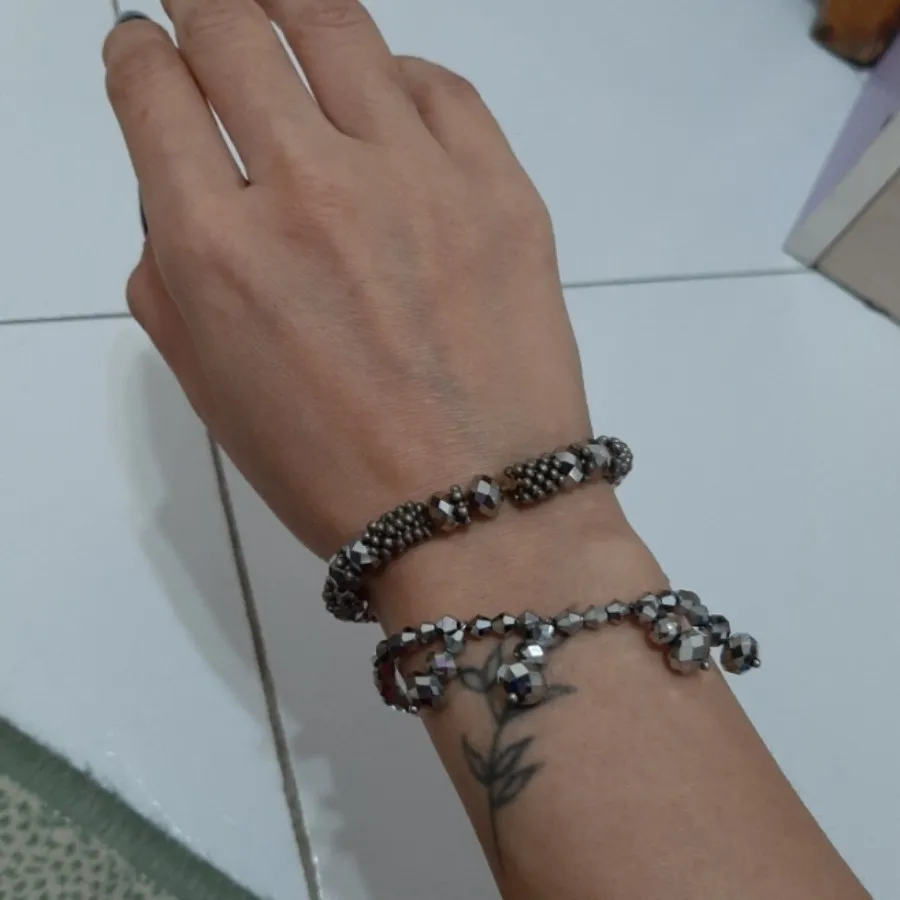 دو عدد دستبند