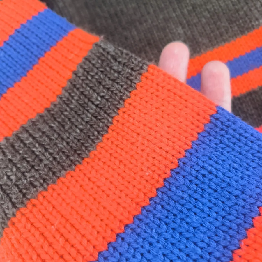 تونیک بافت و کلاه