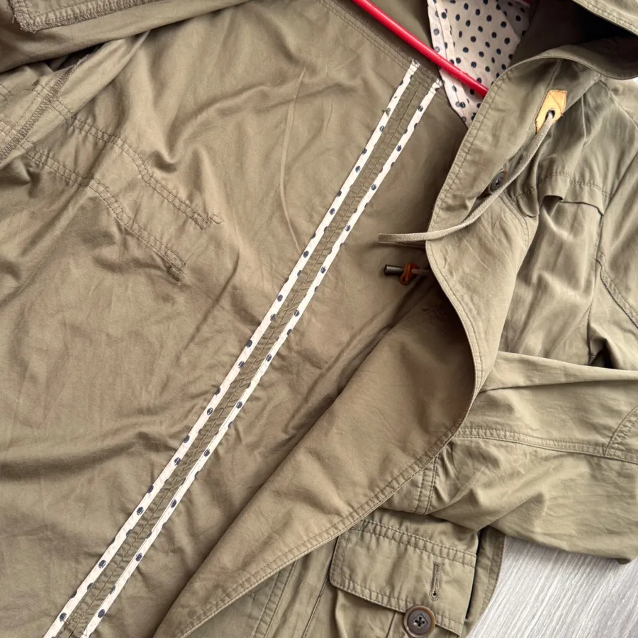 بارانی یشمی