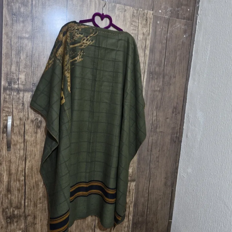 پانچو و شال