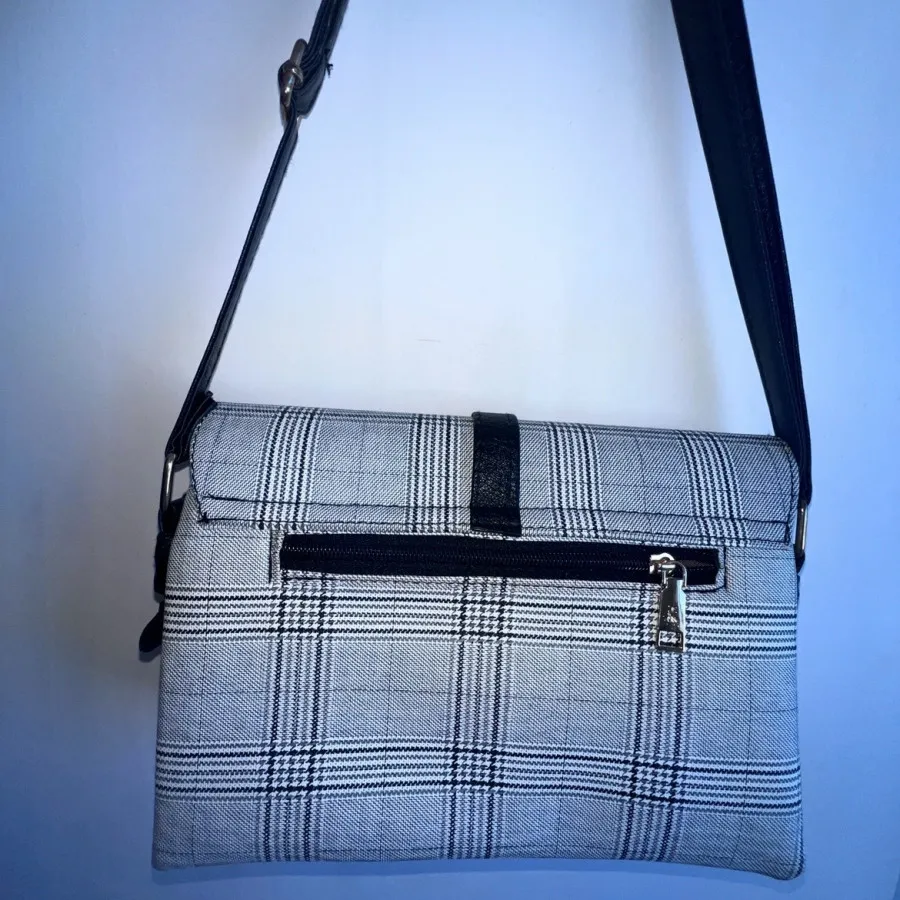 کیف دوشی مجلسی