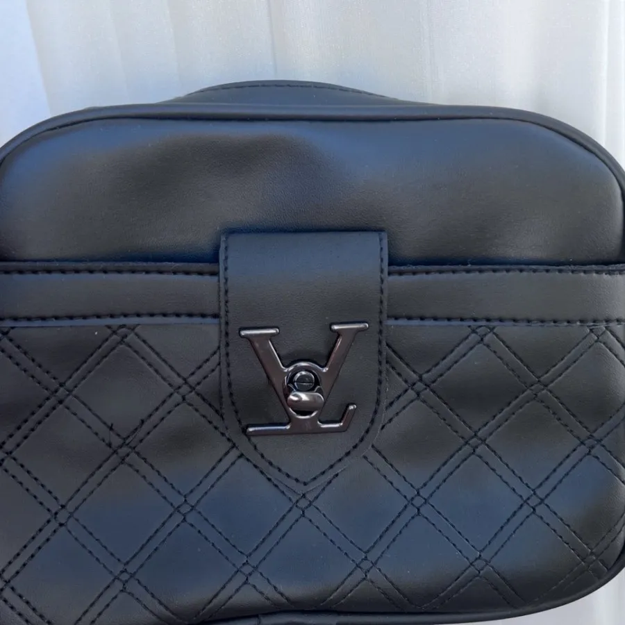 کیف دوشی زنانه