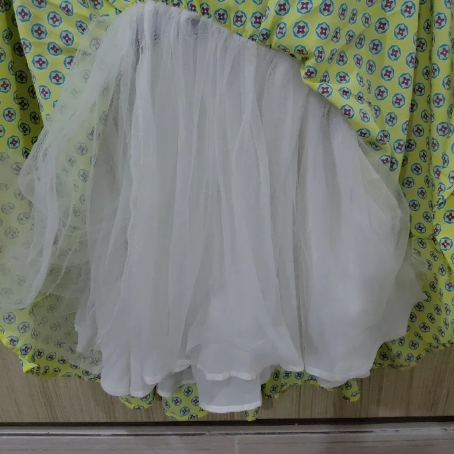 پیراهن عروسکی