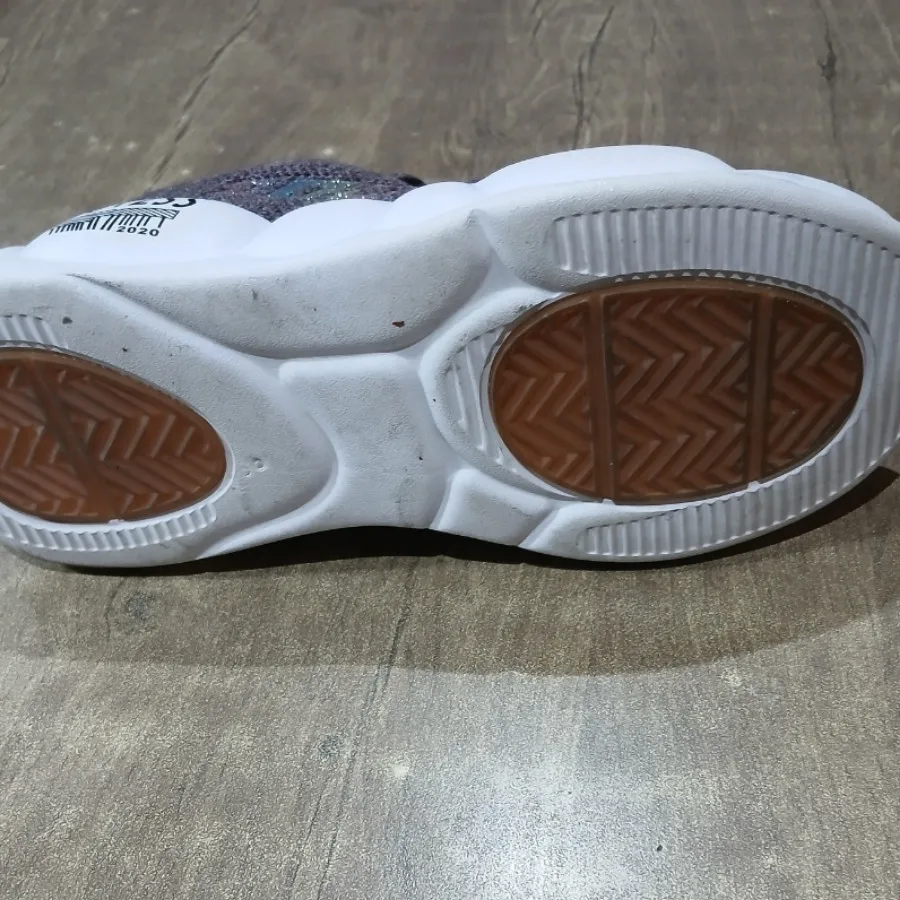 کفش کتانی دخترانه