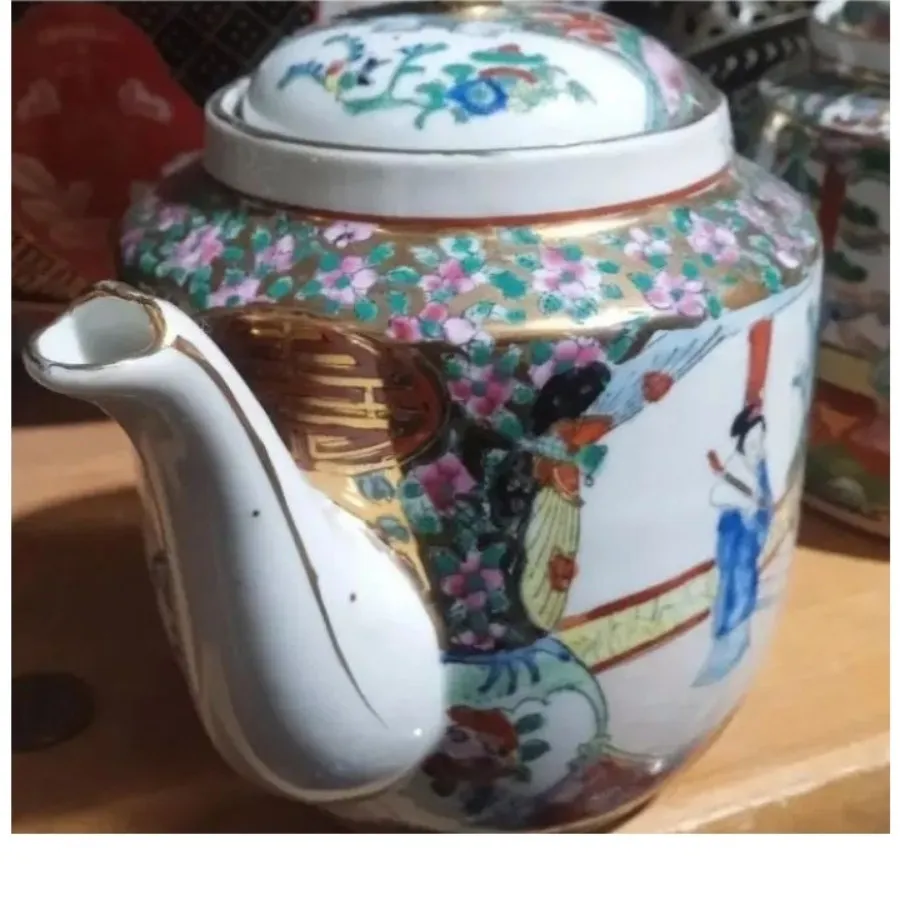 قوری گل مرغی