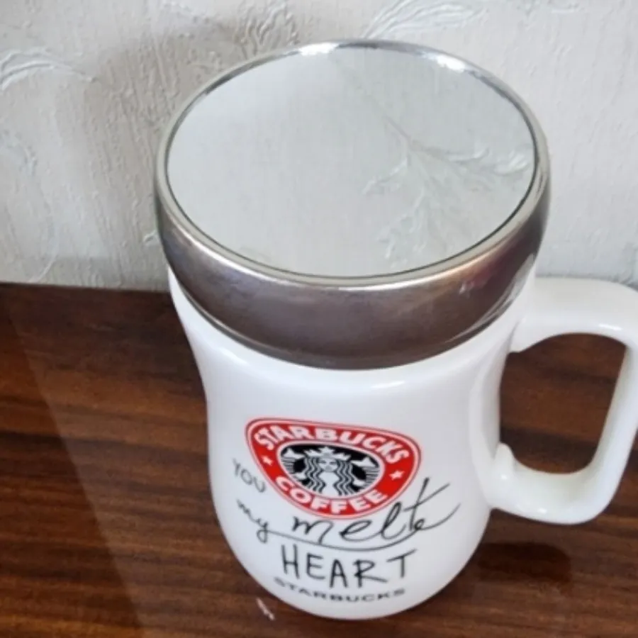 ماگ استار باکس در دار