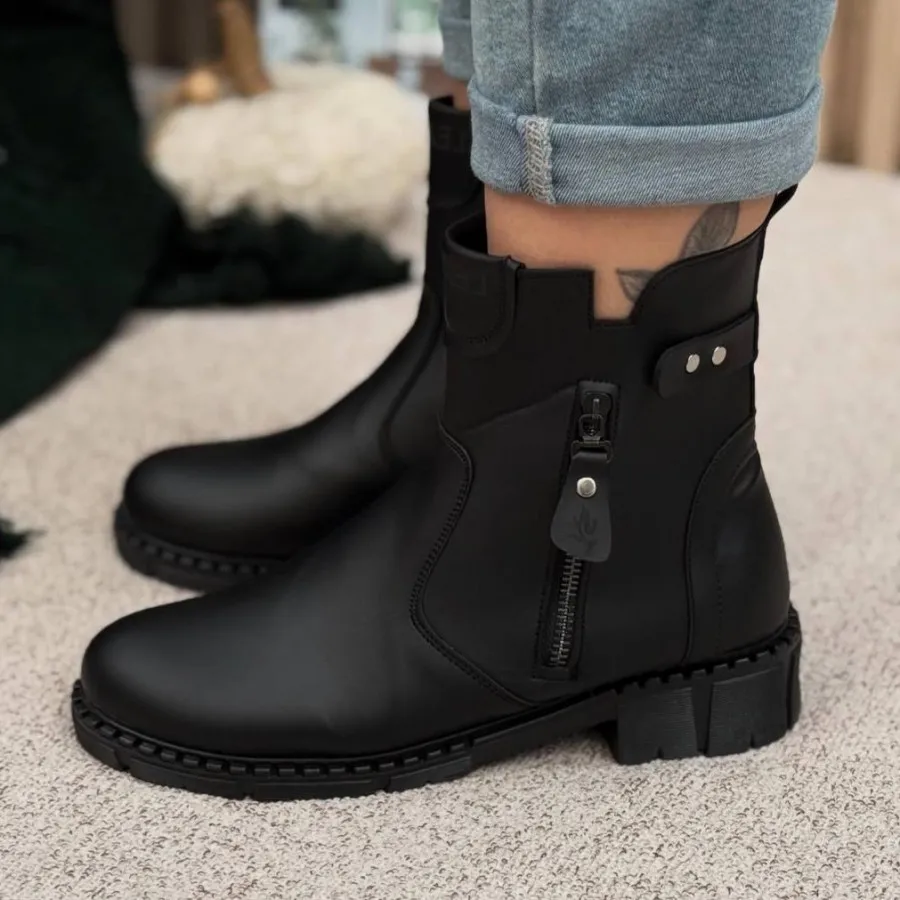 نیم بوت لیدر