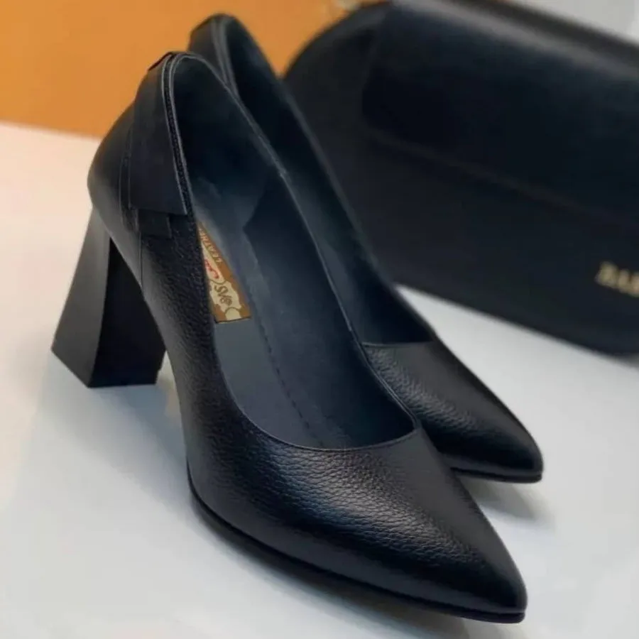 کفش پاشنه دار بارانا