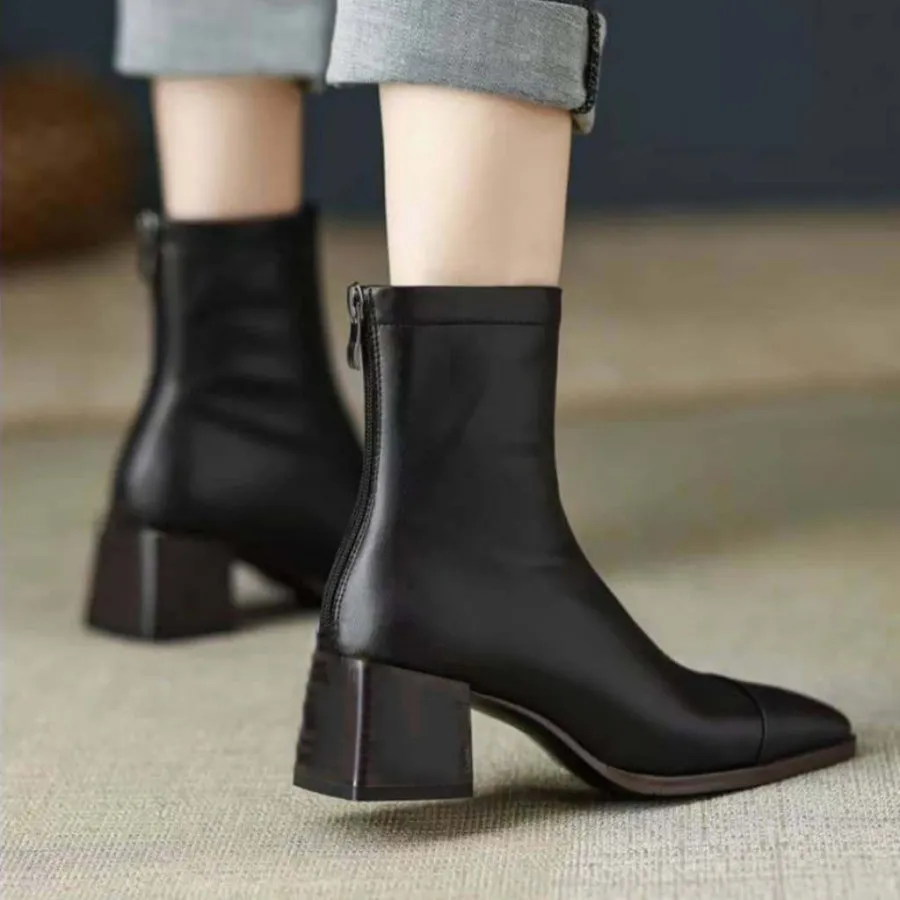 نیم بوت جلو مربعی