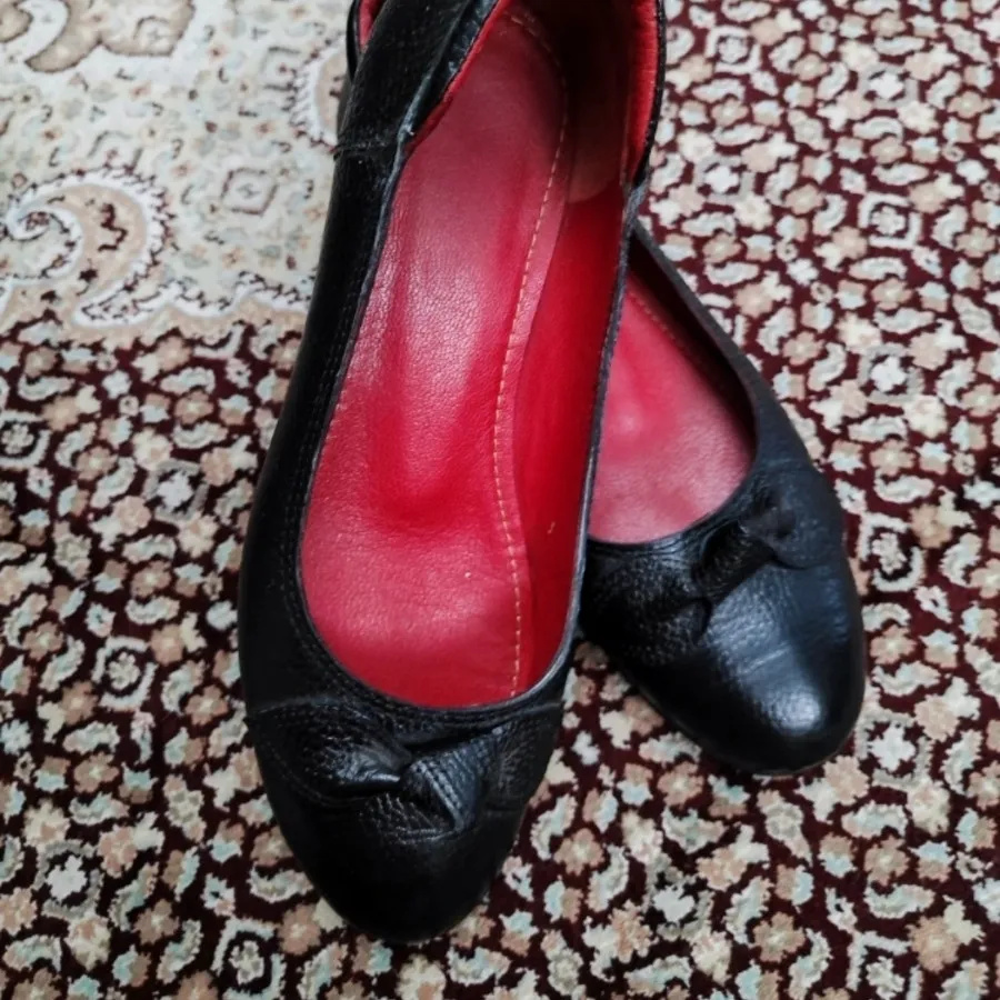 کفش چرم راحت زنانه