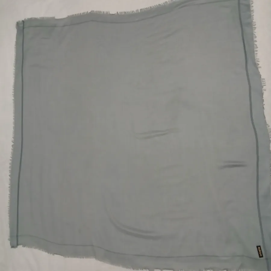 روسری برند end