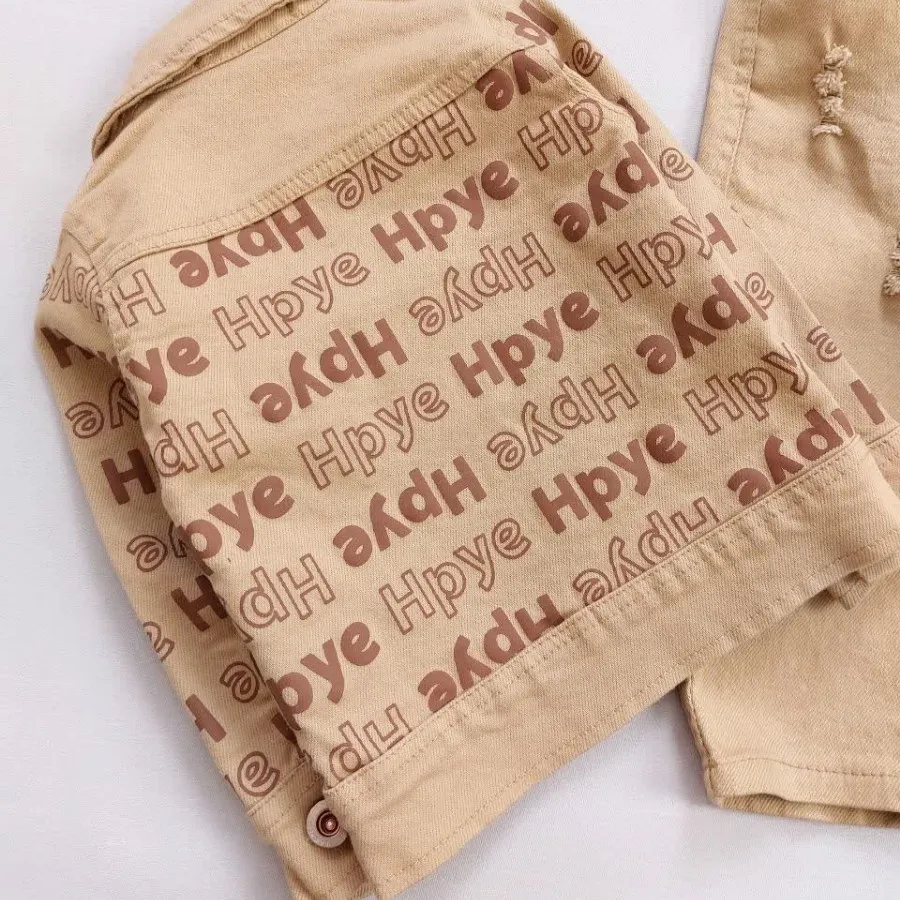 کت و شلوار کتان حروف?