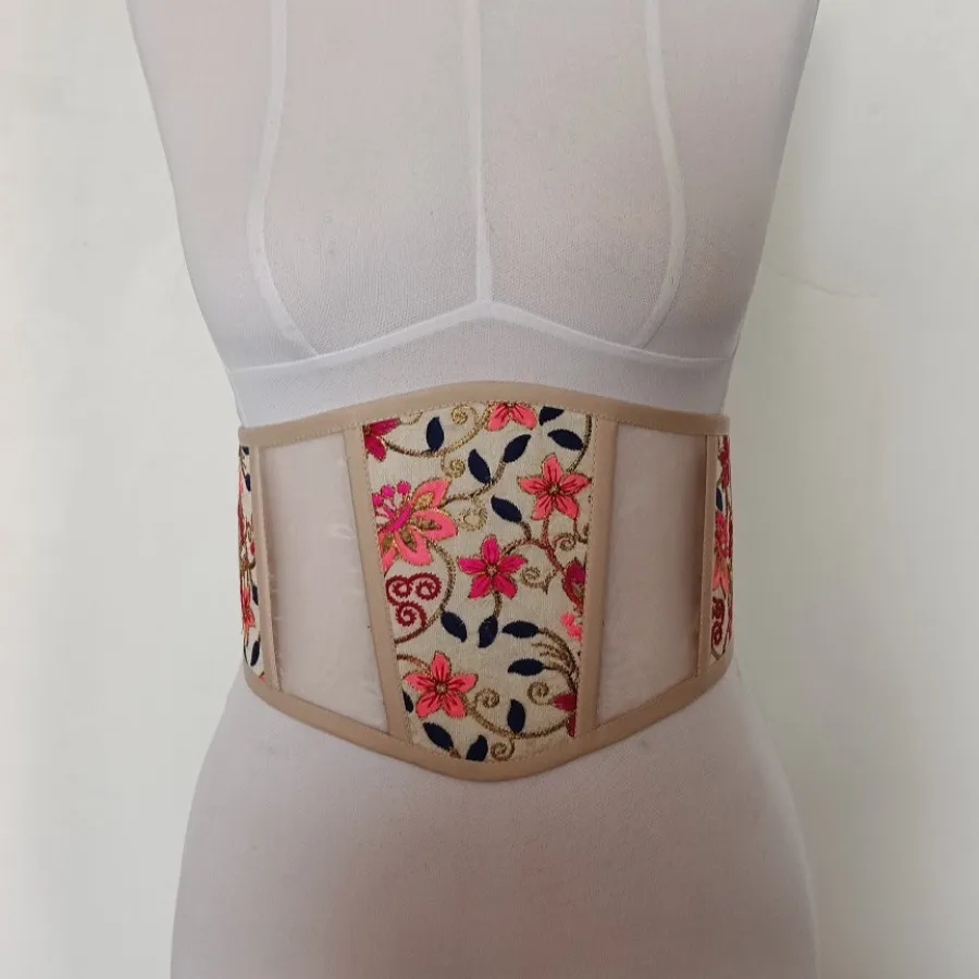 کمربند رز بهاری