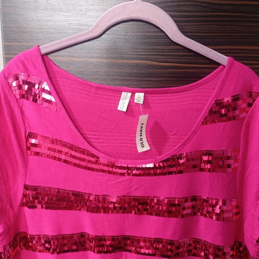 تیشرت پولکی زیبا