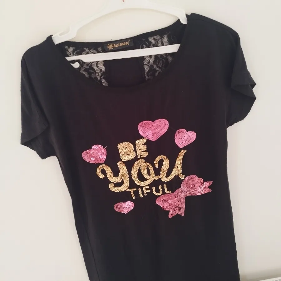 تیشرت زنانه