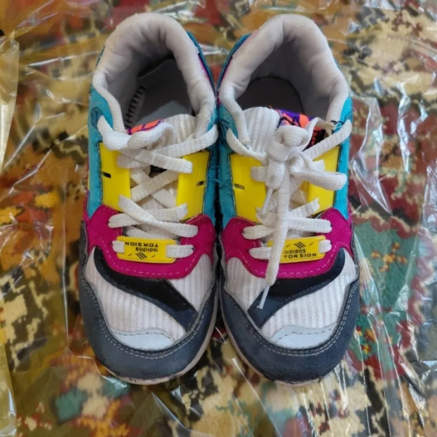 کتونی بچگانه