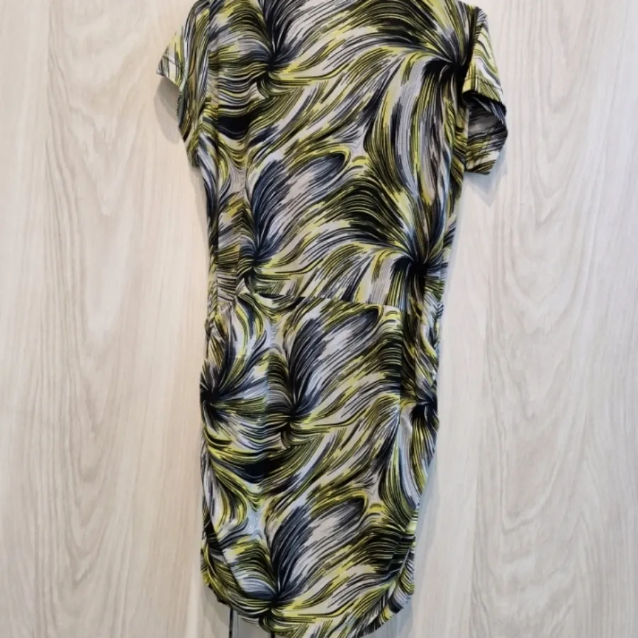 پیراهن زنانه