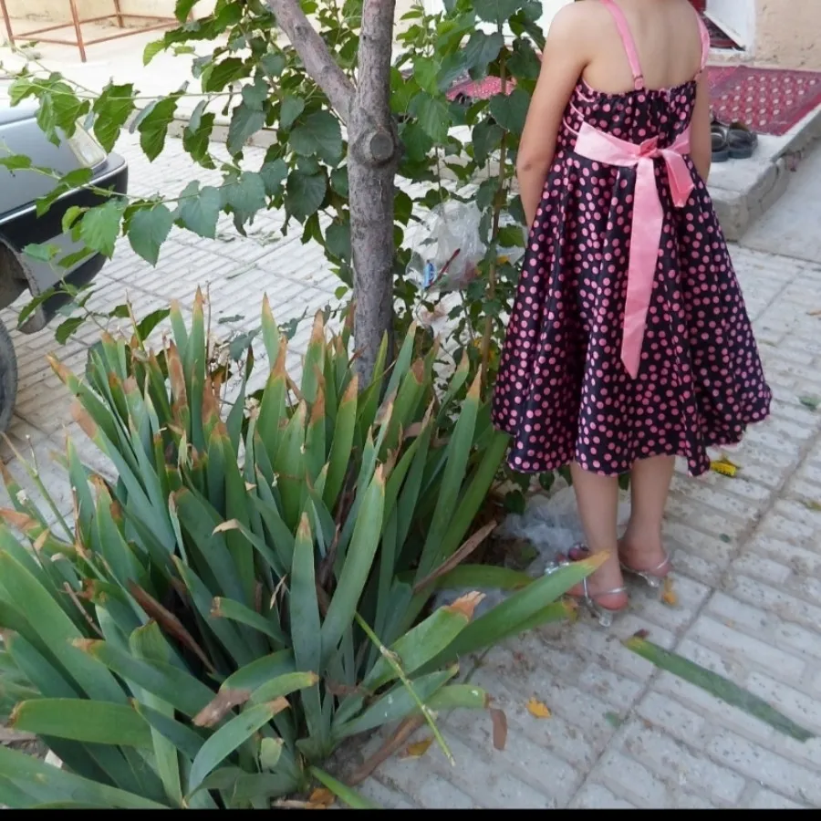 پیراهن دخترانه