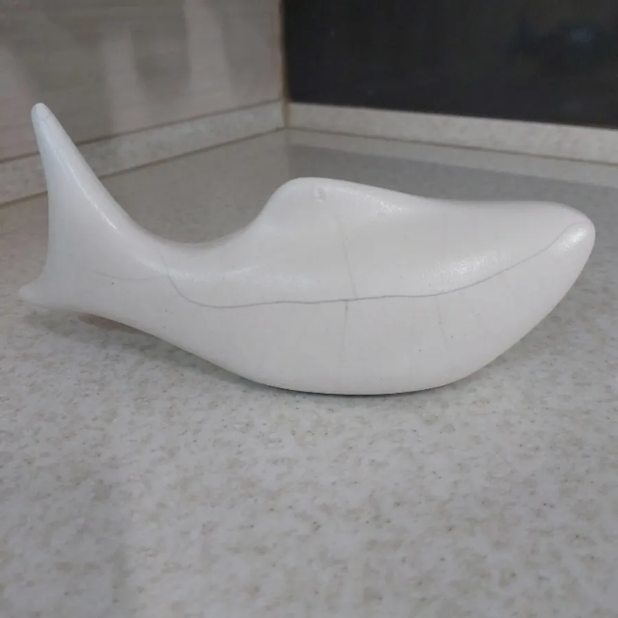 مجسمه ماهی سفالی