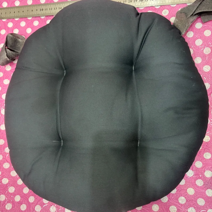 کوسن و زیرنشیمنی کتان گرد