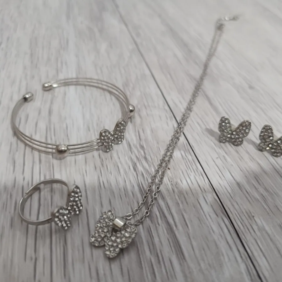 ست پروانه خوشکل