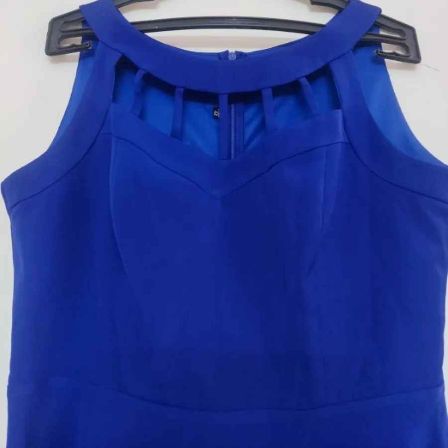 تعدادی لباس مجلسی